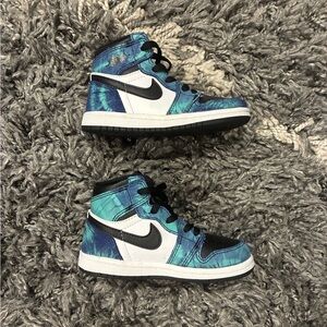 Nike Air Jordan 1 Retro High OG "Tie-Dye"